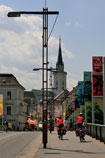 Vanaf de Bahnhofstrasse richting de Stadtpfarrkirch